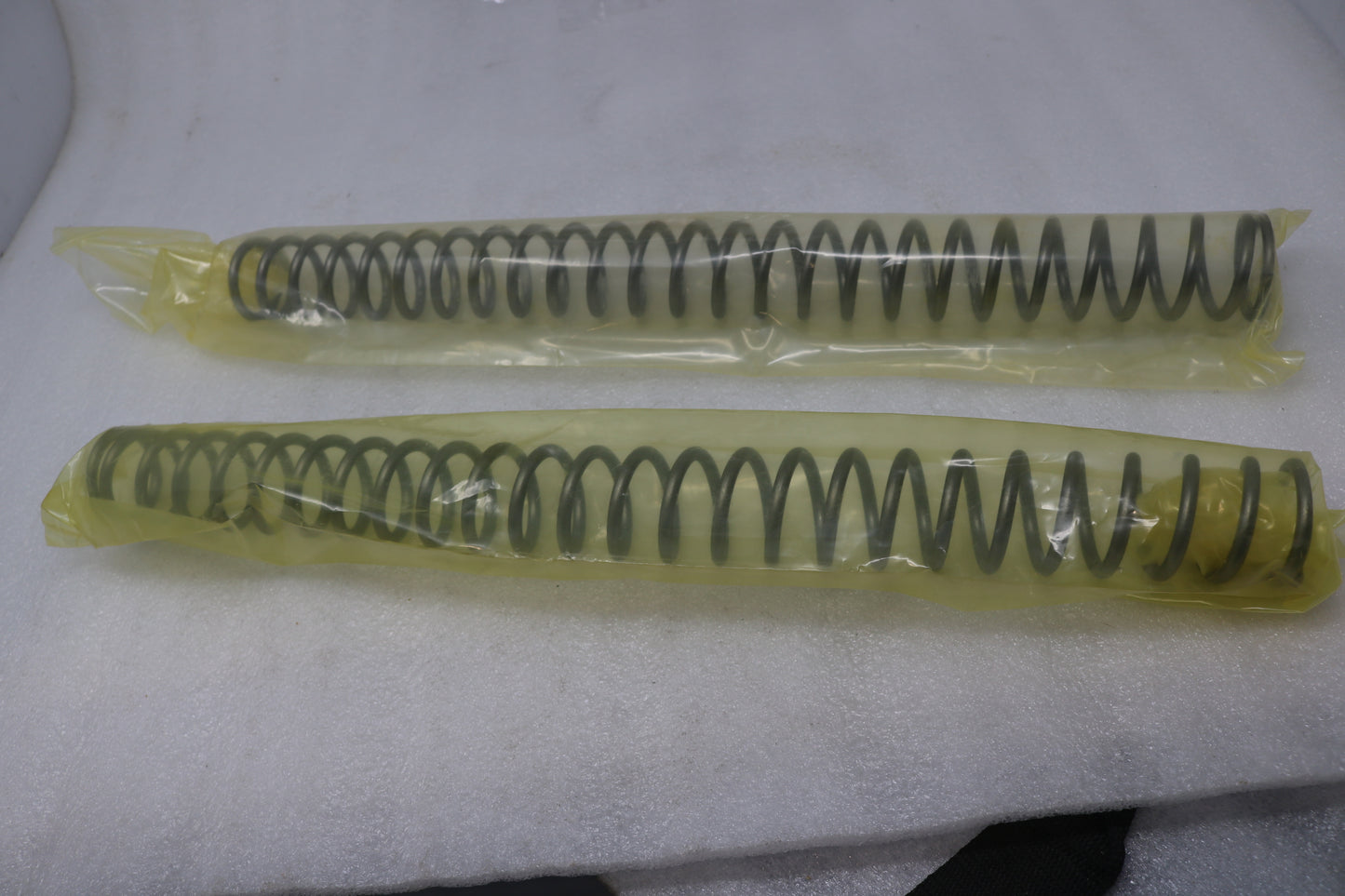 91410068S NEW OEM 2008-2013 KTM 690 ENDURO R FORK SPRINGS D43.2 L465 5.6N/MM