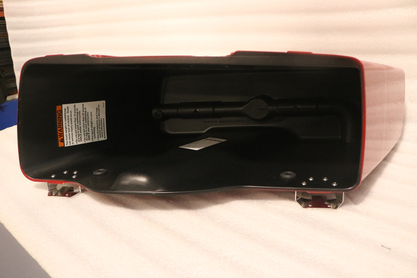 90651-05BRJ NEW OEM 2005 HARLEY-DAVIDSON TOURING RED FIREFIGHTER RIGHT SADDLEBAG