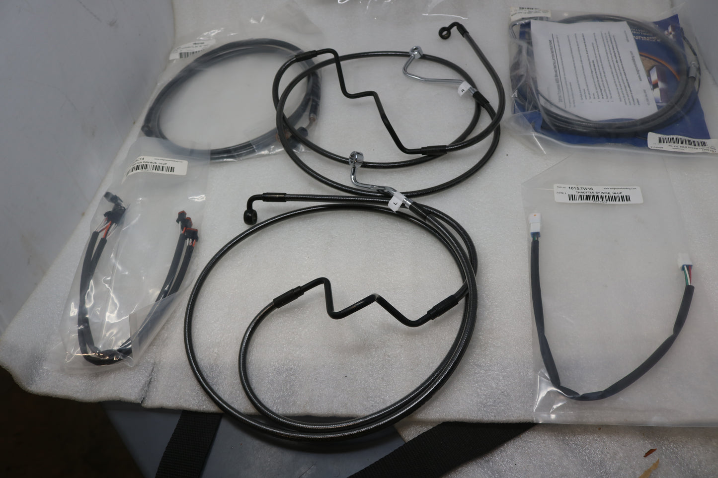 0662-0261 NEW MAGNUM SHIELDING CONTROL CABLE KIT BLACK PEARL FOR 2017-2020 HARLEY