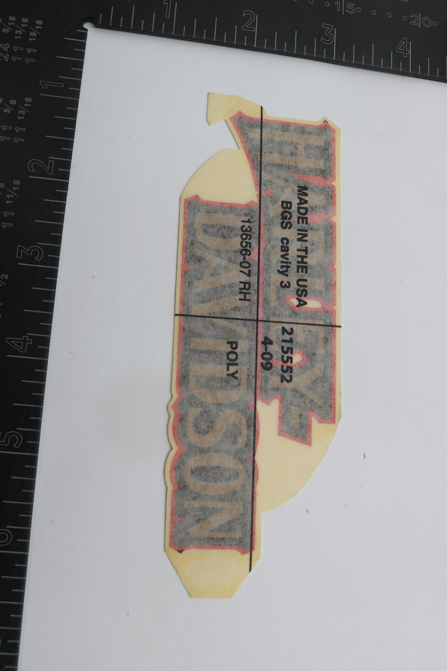 13656-07 NEW OEM HARLEY-DAVIDSON SOFTAIL, DYNA, TOURING RIGHT GAS TANK DECAL