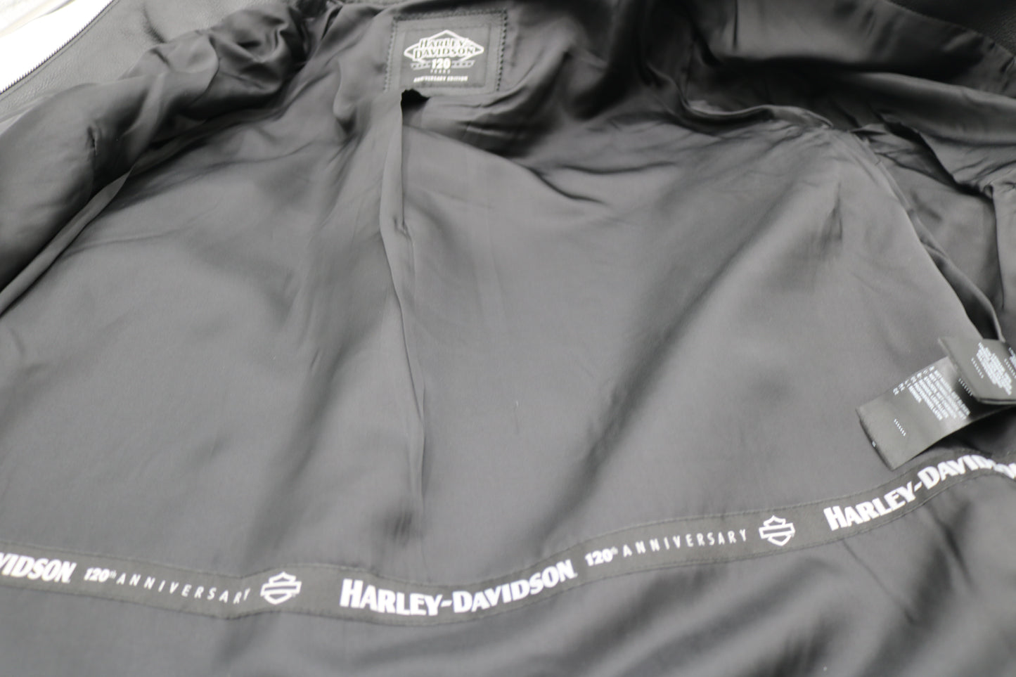 97052-23VW NWT HARLEY-DAVIDSON WOMENS LEATHER JACKET 120TH ANNIVERSARY 2XL