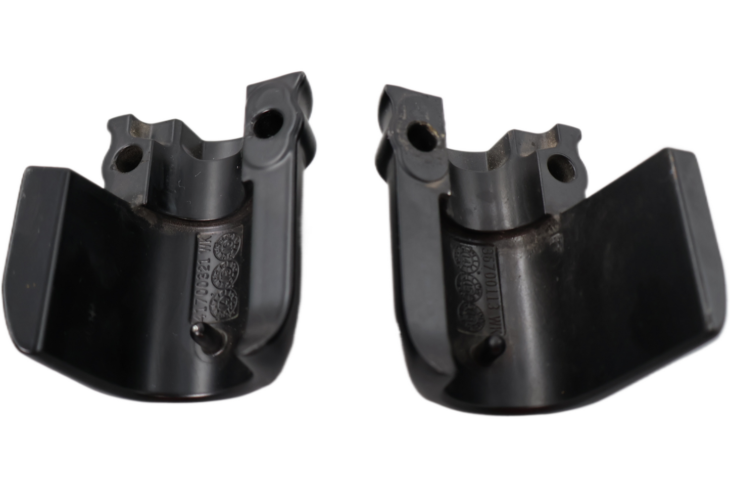 OEM NTO 2015-2020 HARLEY FLTR ROADGLIDE MASTER CYLINDER BRAKE HALF CLAMPS