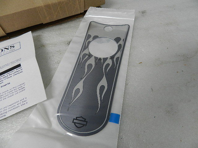 71160-05 NEW OEM 2004-2007 HARLEY-DAVIDSON FLHRS CHROME FLAME CONSOLE INSERT 71160-05