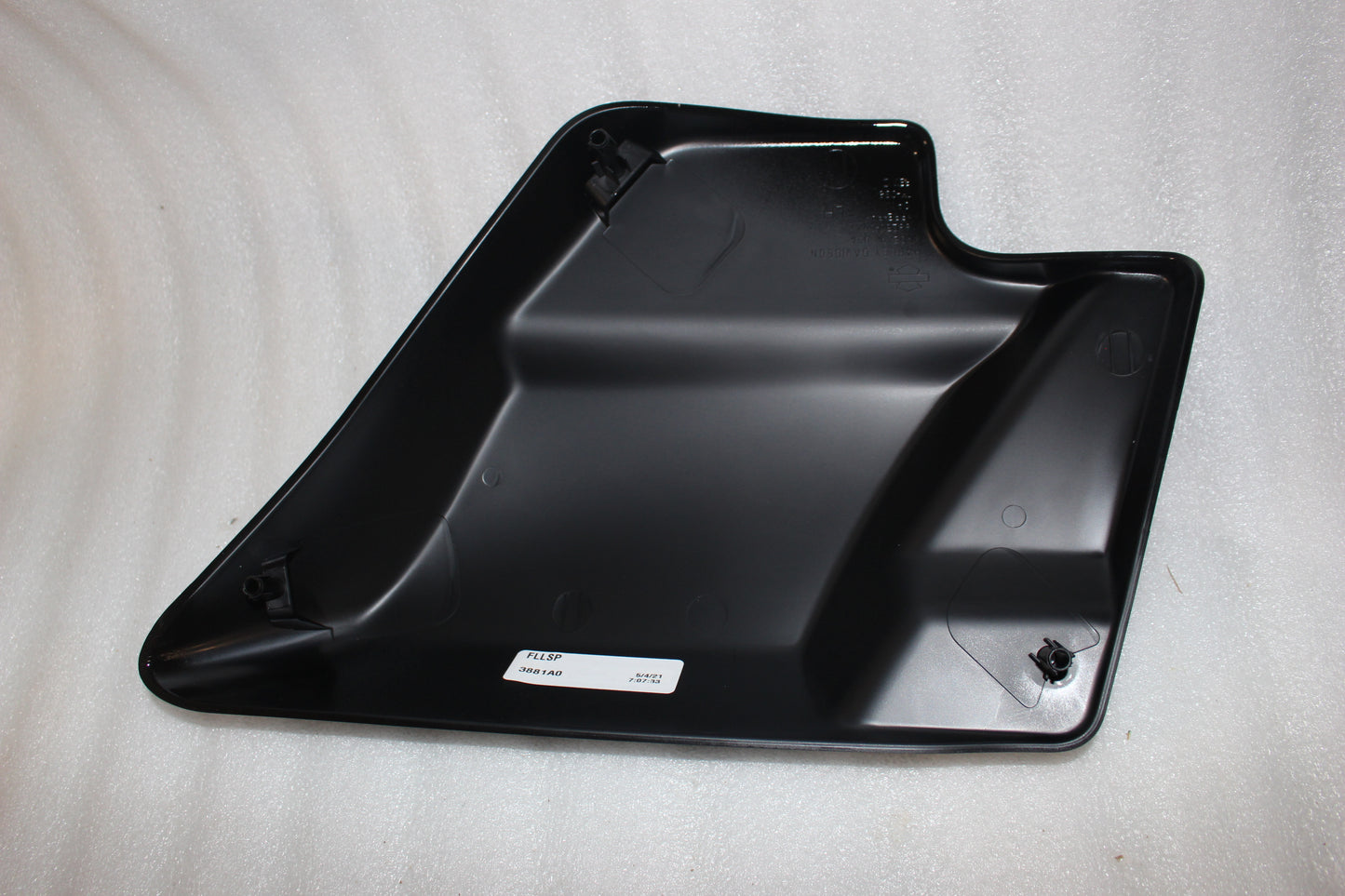 57200071DH NEW OEM 2009-2024 HARLEY-DAVIDSON TOURING LEFT SIDE COVER VIVID BLACK