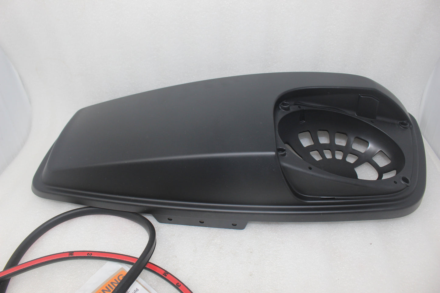 90200826BYM NEW OEM 2014-2023 HARLEY-DAVIDSON RIGHT SADDLEBAG SPEAKER LID KIT