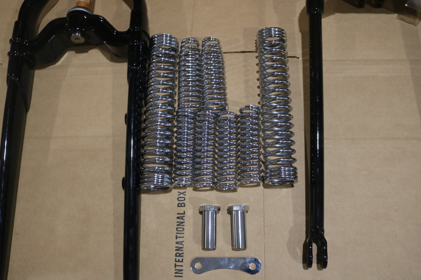 46173-05 46174-05 NEW OEM HARLEY-DAVIDSON SPRINGER FRONT END FORKS SPRINGS