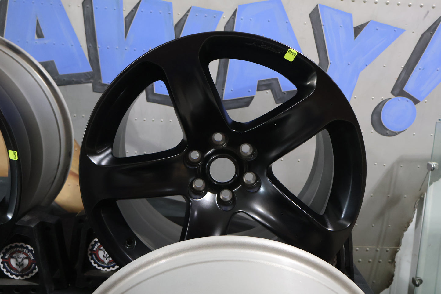 1WL88RXFAA 1WL85RXFAA NEW OEM 1992-2017 DODGE VIPER RATTLER WHEELS RIMS SET