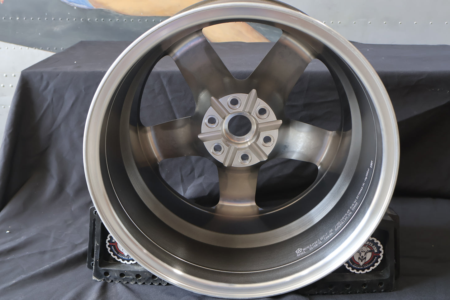 1WL85JXYAA NEW OEM 1992-2017 DODGE VIPER RATTLER FRONT WHEEL RIM ACR SRT GTS