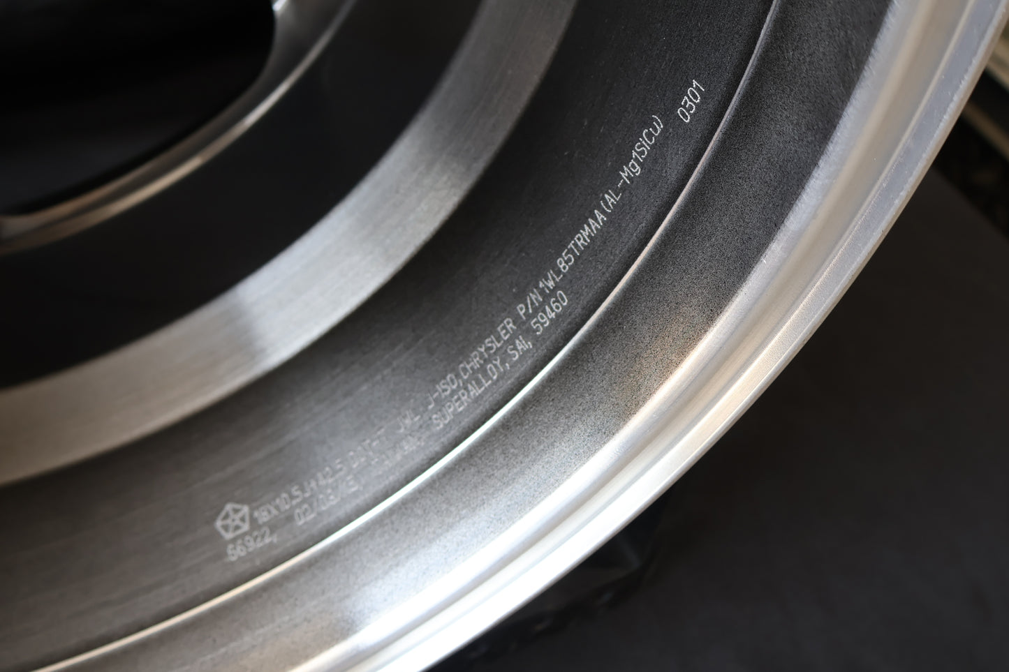 1WL85JXYAA NEW OEM 1992-2017 DODGE VIPER RATTLER FRONT WHEEL RIM ACR SRT GTS