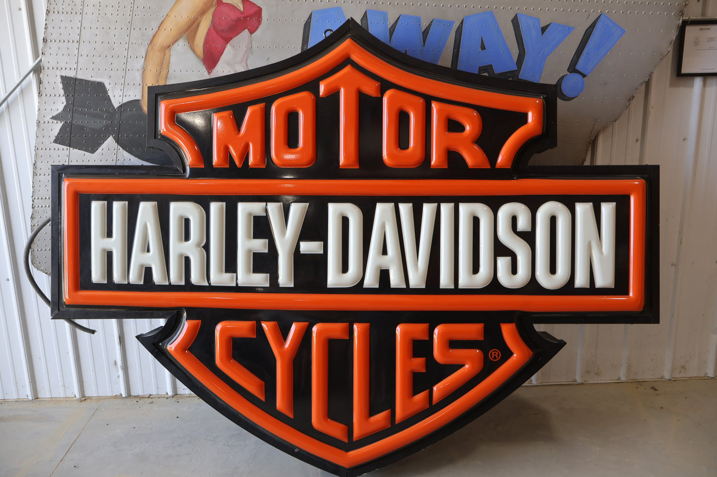 AUTHENTIC ORIGINAL HARLEY-DAVIDSON DEALERSHIP SIGN LIGHTED
