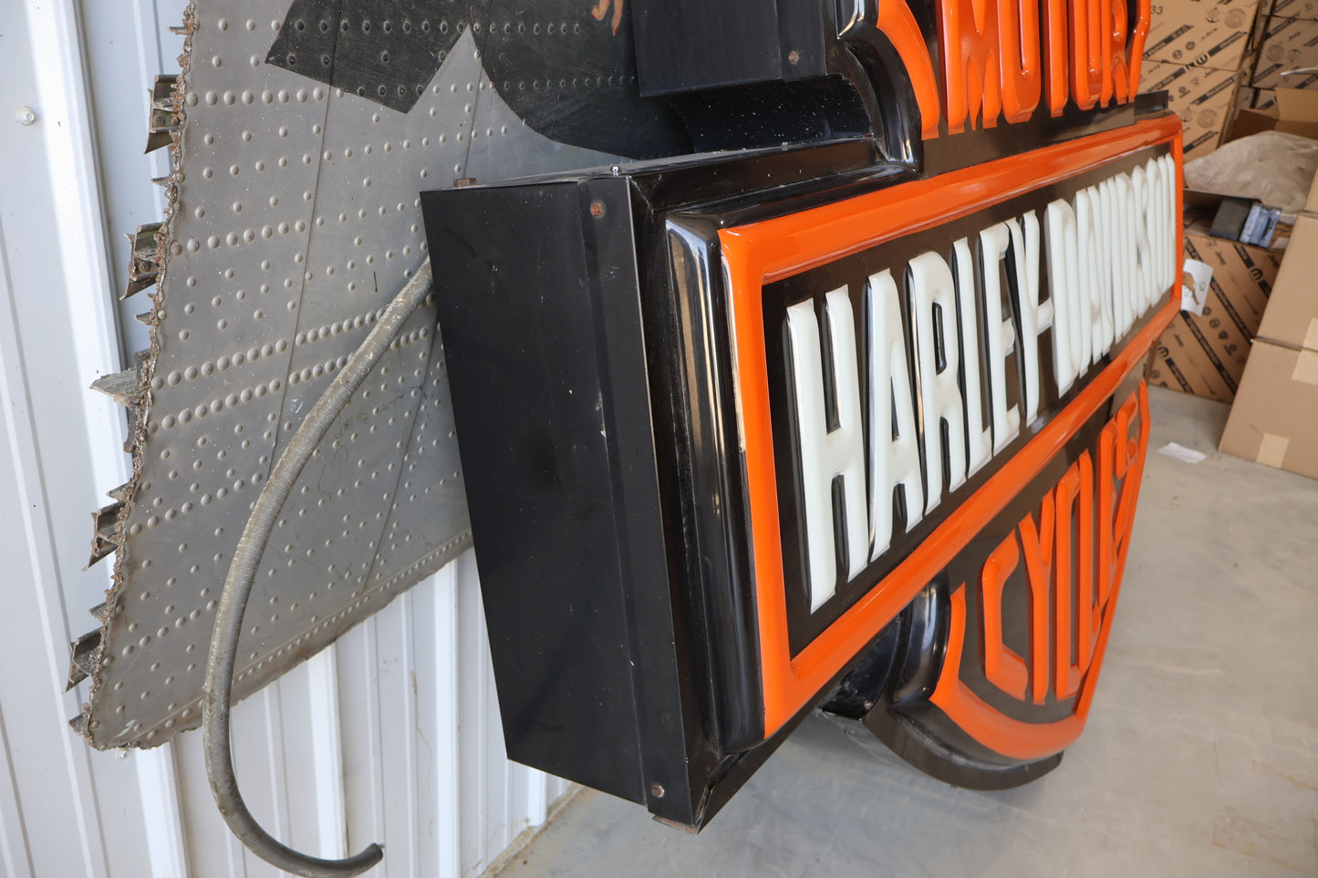 AUTHENTIC ORIGINAL HARLEY-DAVIDSON DEALERSHIP SIGN LIGHTED