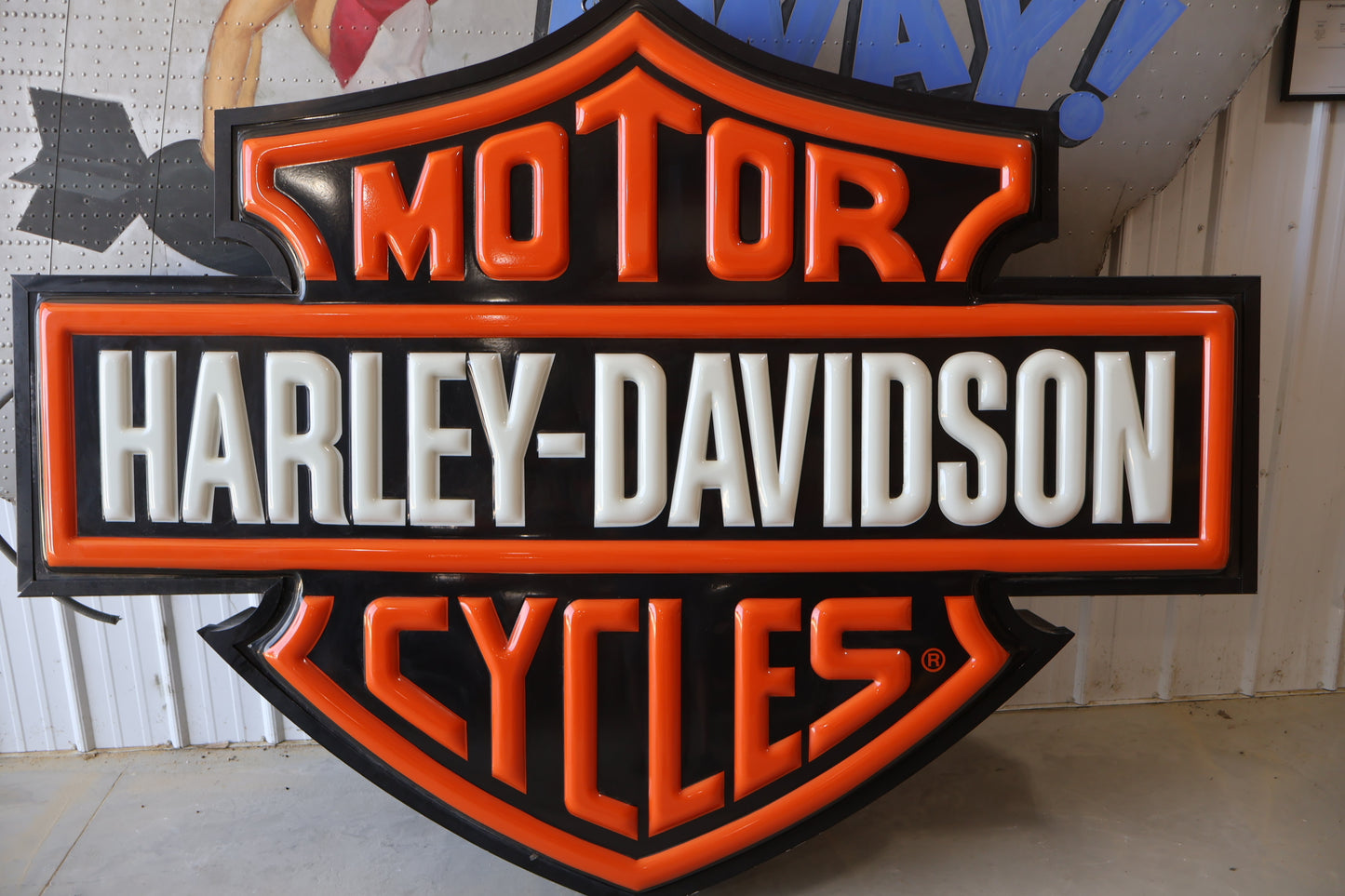 AUTHENTIC ORIGINAL HARLEY-DAVIDSON DEALERSHIP SIGN LIGHTED