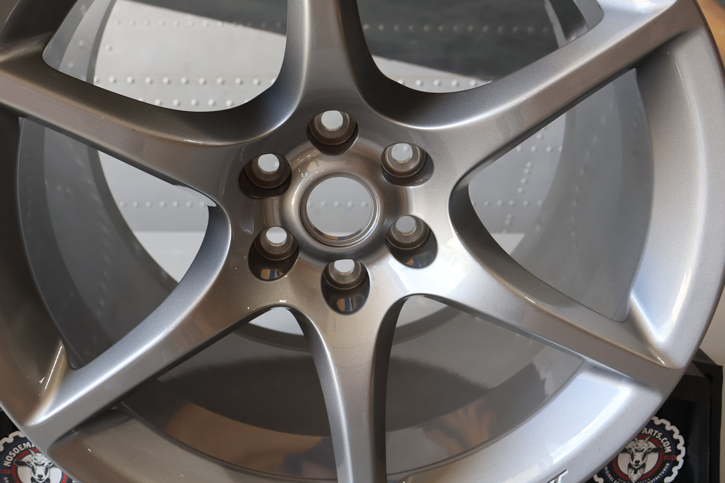 1TH18GD3AA NEW OEM 2010 DODGE VIPER SRT-10 ACR REAR WHEEL RIM 19"X13"