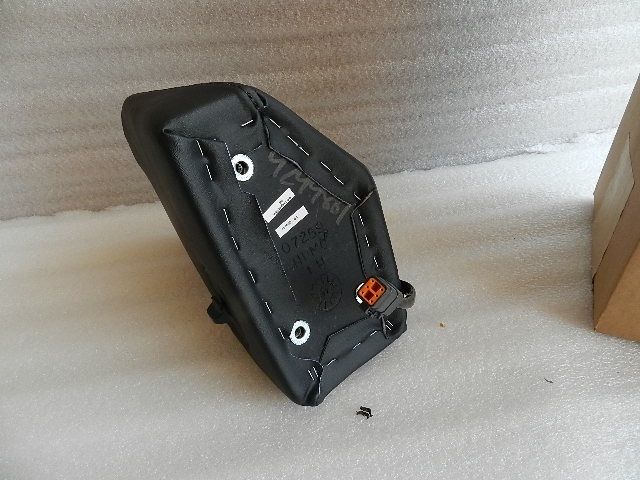 NOS NEW ORIGINAL HARLEY TOURING ULTRA LEFT REAR SPEAKER 76332-98