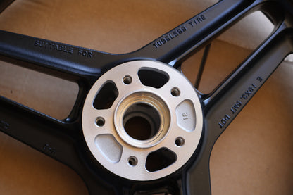 43103-08 NEW OEM 2008-2011 HARLEY-DAVIDSON XR1200 SPORTSTER FRONT WHEEL