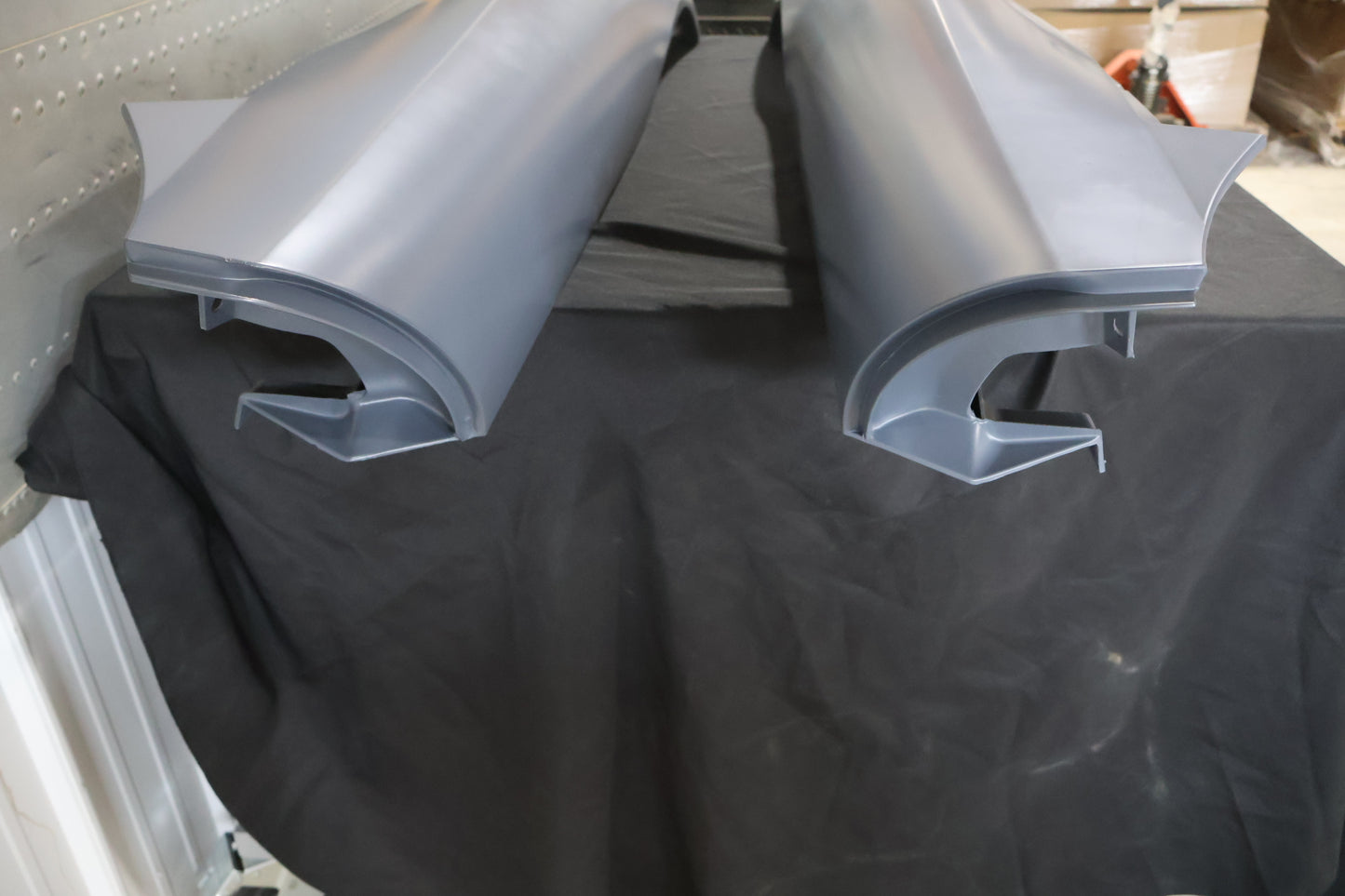 5029102AF 5029103AF NEW OEM 2003-2010 DODGE VIPER FRONT FENDERS PAIR LEFT/RIGHT