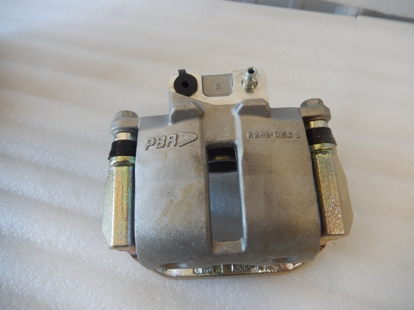 92147152 NEW OEM 2004 PONTIAC GTO REAR BRAKE CALIPER