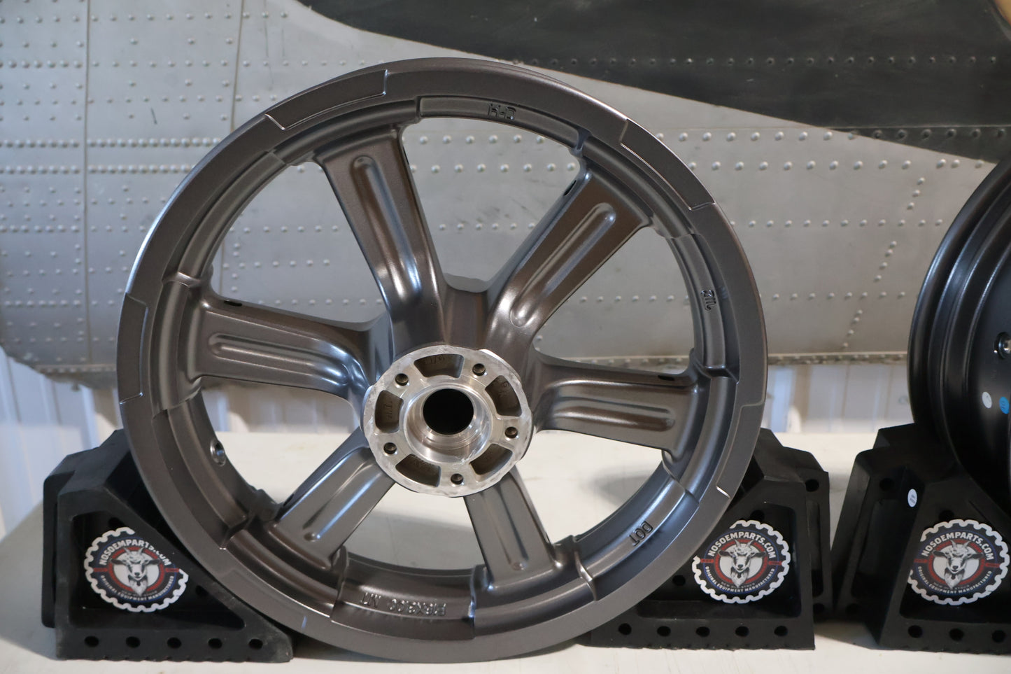 43300588 40900573 NEW OEM 2018-2021 HARLEY FXFB FXFBS FATBOB ANNIHILATOR WHEELS
