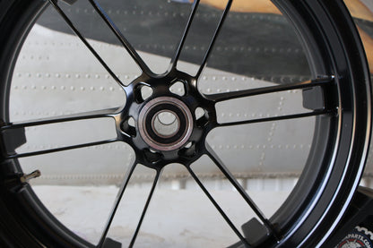 G0110.02A8BYT NEW OEM 2003-2010 BUELL XB 1125R/CR DESIGNER VILLAIN FRONT WHEEL
