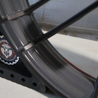 43300525 NEW OEM 2009-2023 HARLEY-DAVIDSON TOURING CVO KNOCKOUT FRONT WHEEL 21"