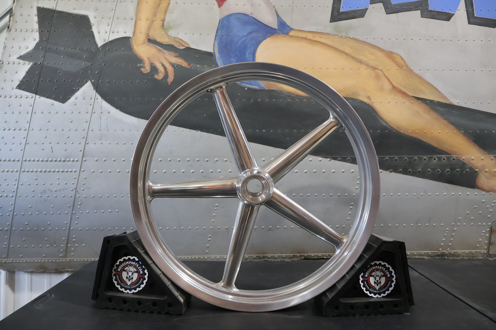 41877-08A NEW OEM 2008-2012 HARLEY-DAVIDSON FXCW/C SOFTAIL ROCKER FRONT WHEEL