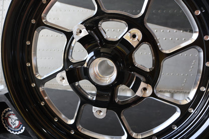 43300064 NEW OEM 2009-2023 HARLEY-DAVIDSON TOURING ROADWINDER FRONT WHEEL 18"