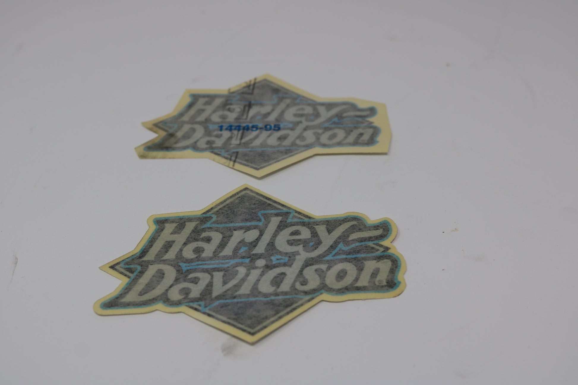 14445-95 NEW OEM HARLEY-DAVIDSON SPORTSTER DYNA TOURING SOFTAIL GAS TANK DECALS PAIR 14445-95