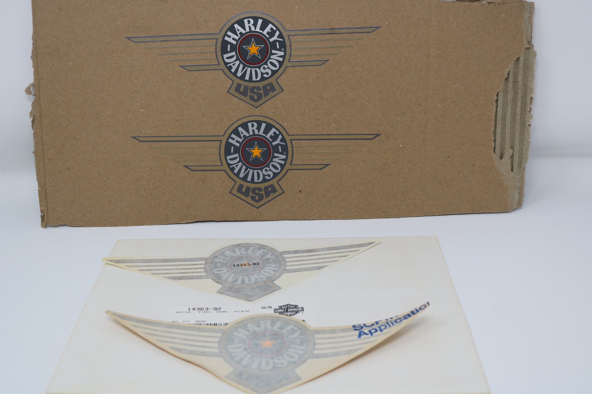 14363-92 NEW OEM HARLEY-DAVIDSON FLSTF SOFTAIL FATBOY GAS TANK DECALS PAIR 14363-92
