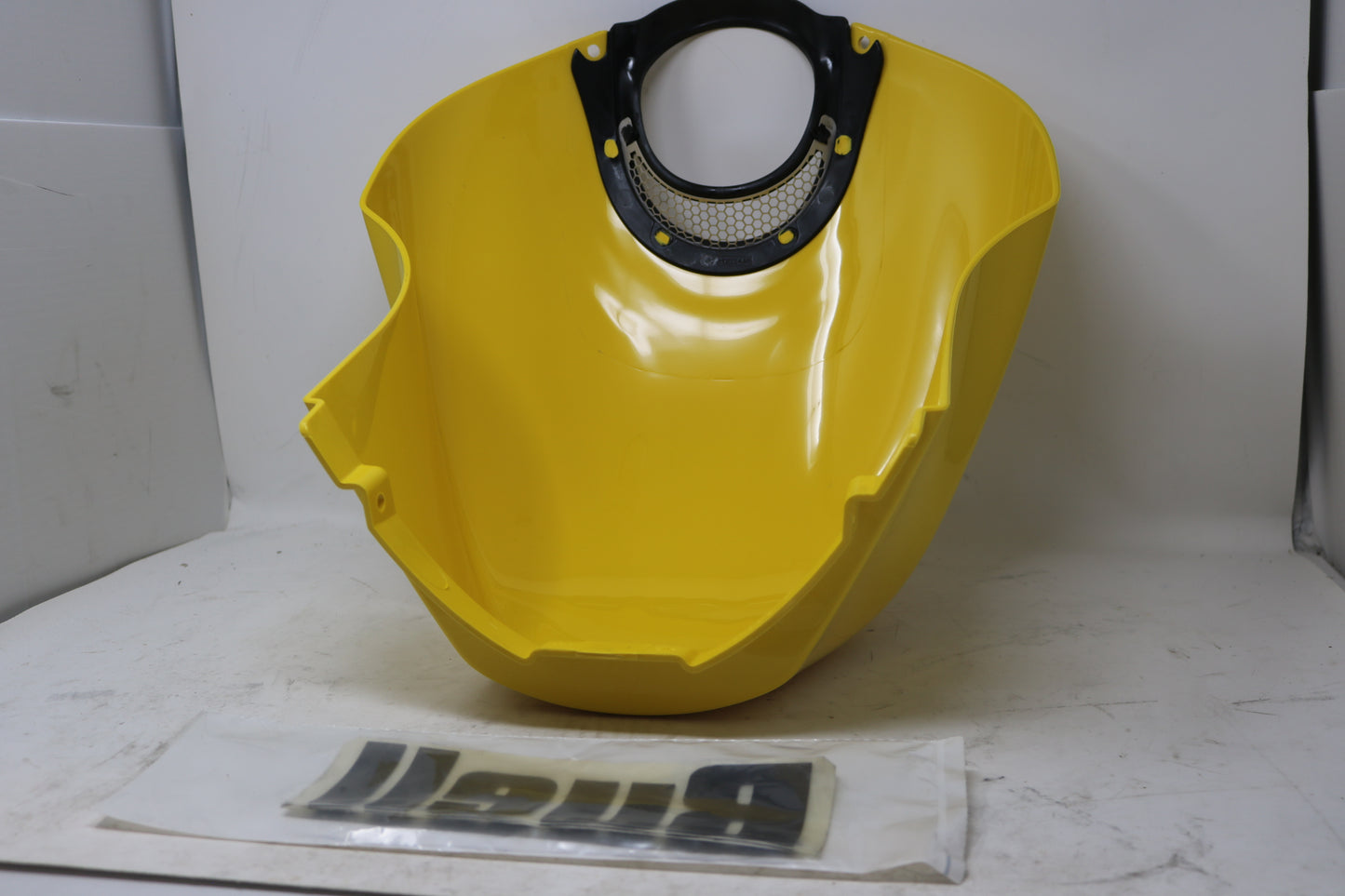 M1224.4AAMAL NEW OEM 2003-2010 BUELL XB 1125R/CR AIRBOX COVER SUNFIRE YELLOW W/DECAL