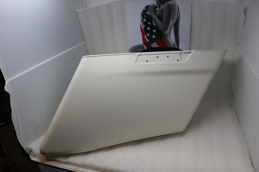 90201611EFW NEW OEM 2014-2023 HARLEY-DAVIDSON TOURING RIGHT EXT SADDLEBAG BONNEVILLE SALT