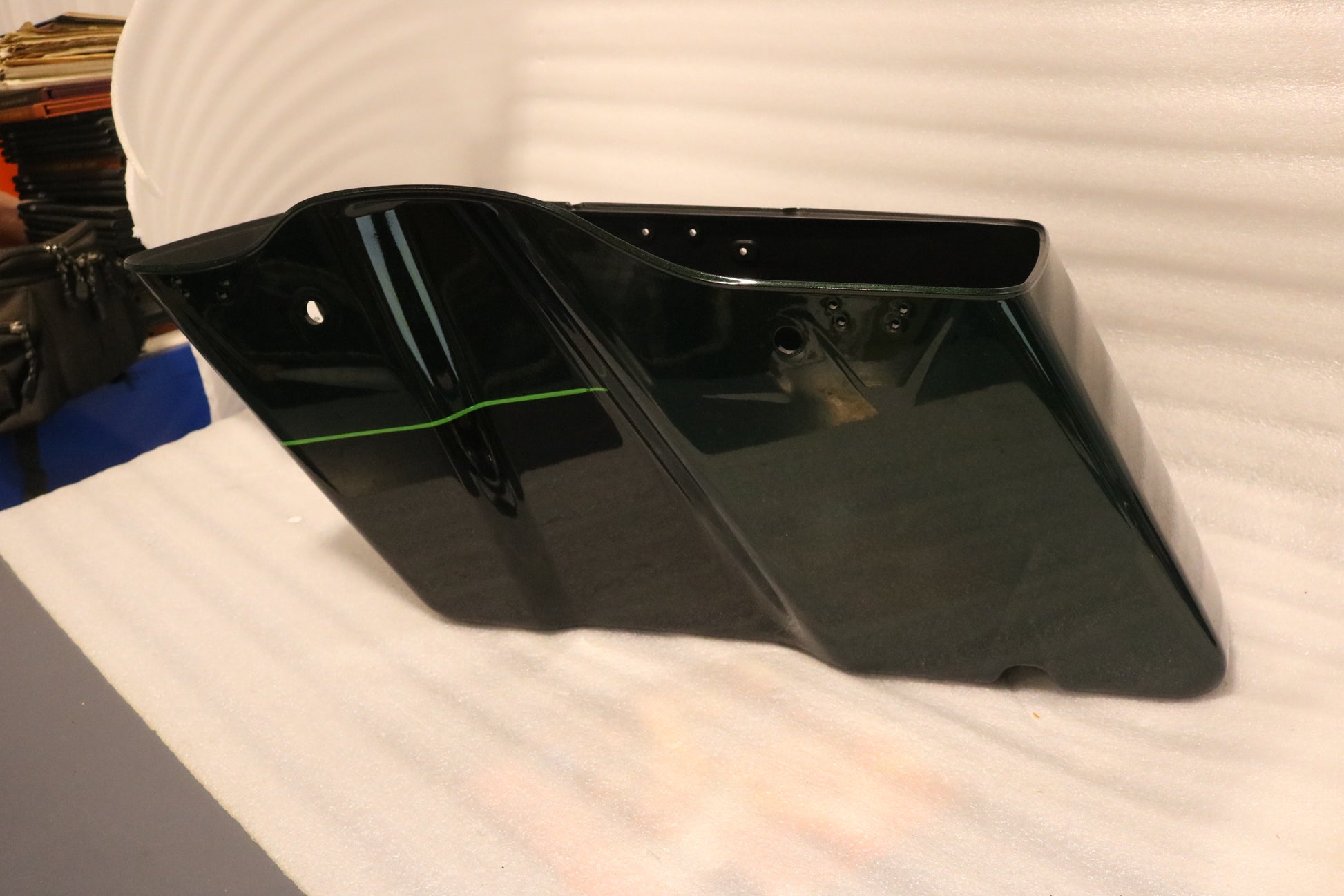 90201064DXC NEW OEM 2015 HARLEY-DAVIDSON FLHTK ULTRA LIMITED RIGHT SADDLEBAG BAG DEEP JADE
