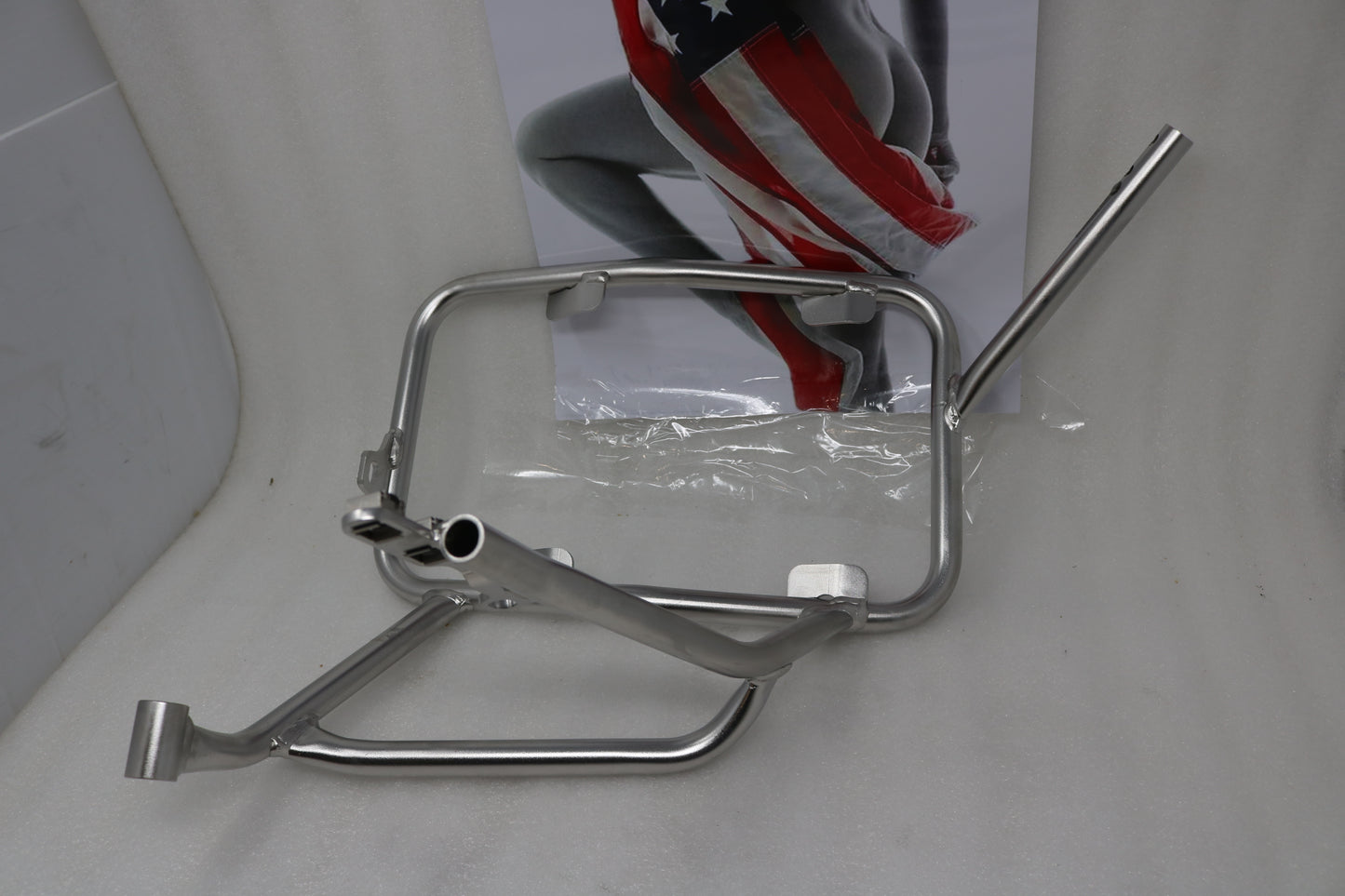 46548543922 NEW OEM 2007-2018 BMW F800GS RIGHT CASE HOLDER F800GS
