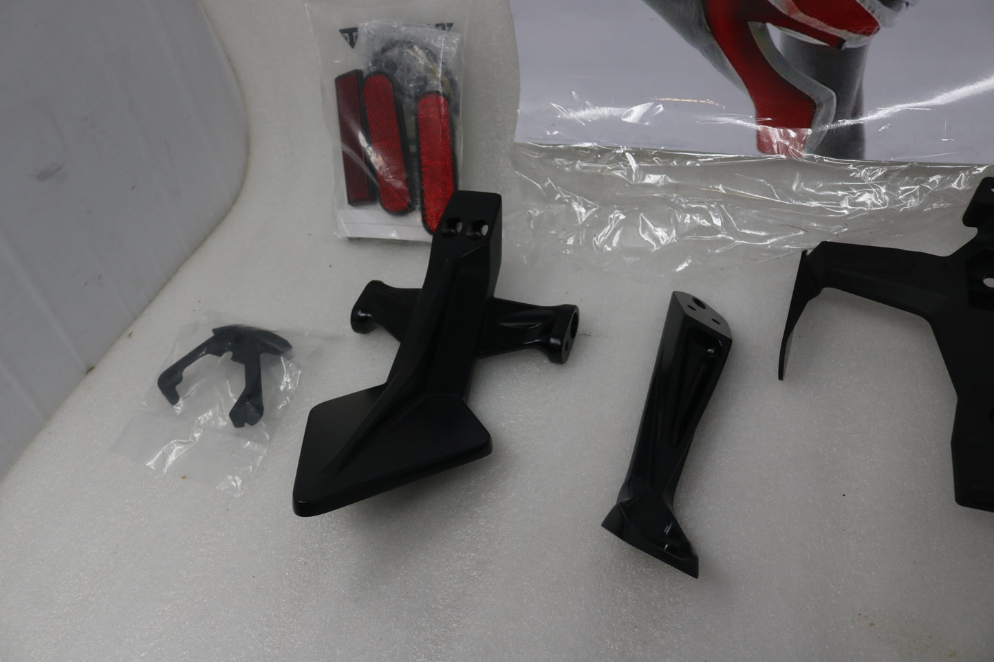 A9708391 NEW OEM 2006-2020 TRIUMPH DAYTONA 675 SPEED TRIPLE LICENSE PLATE HOLDER KIT
