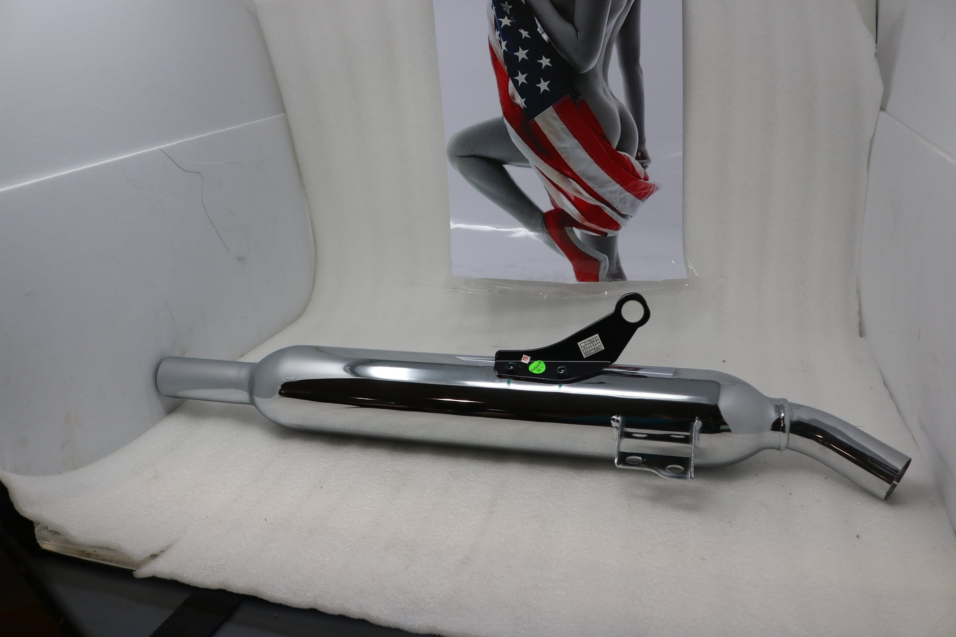T2202552 NEW OEM 2002-2005 TRIUMPH BONNEVILLE T100 LEFT SILENCER MUFFLER