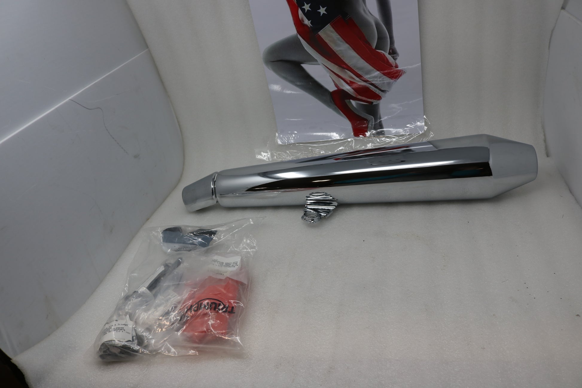 T2206454 NEW OEM 2008-2020 TRIUMPH THRUXTON 900 EFI RIGHT SILENCER EXHAUST MUFFLER CAT4