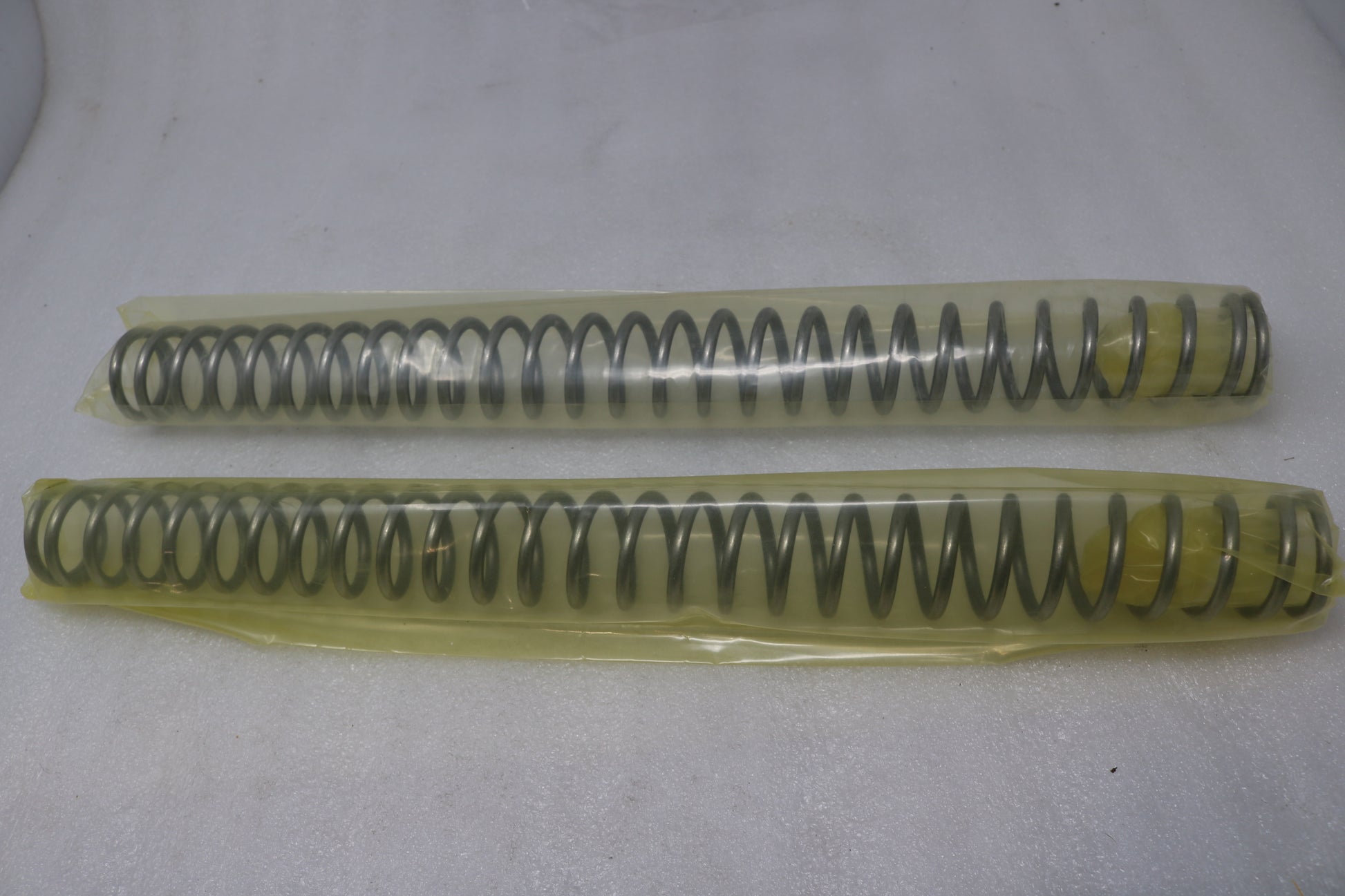 91410105S NEW OEM 2014-2023 KTM 125 250 300 350 450 500 SPRING 5.0N/MM SET= 4,9M 91410105S