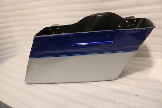 90651-10DCK NEW OEM 2010 HARLEY-DAVIDSON FLHTC RIGHT SADDLEBAG BOTTOM FLAME BLUE