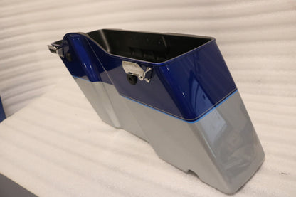 90651-10DCK NEW OEM 2010 HARLEY-DAVIDSON FLHTC RIGHT SADDLEBAG BOTTOM FLAME BLUE