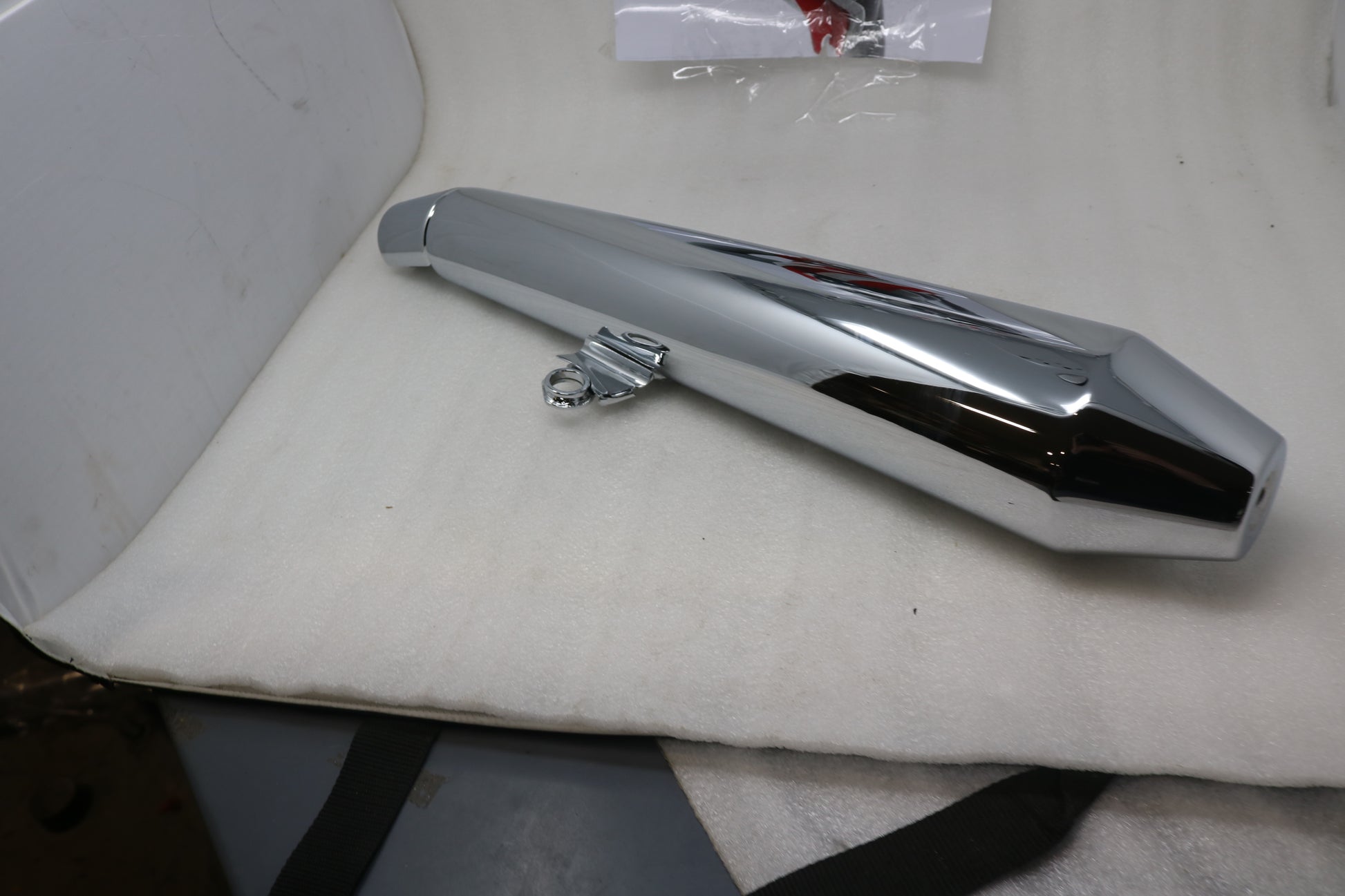 T2206470 NEW OEM 2008-2020 TRIUMPH THRUXTON RIGHT SILENCER EXHAUST MUFFLER