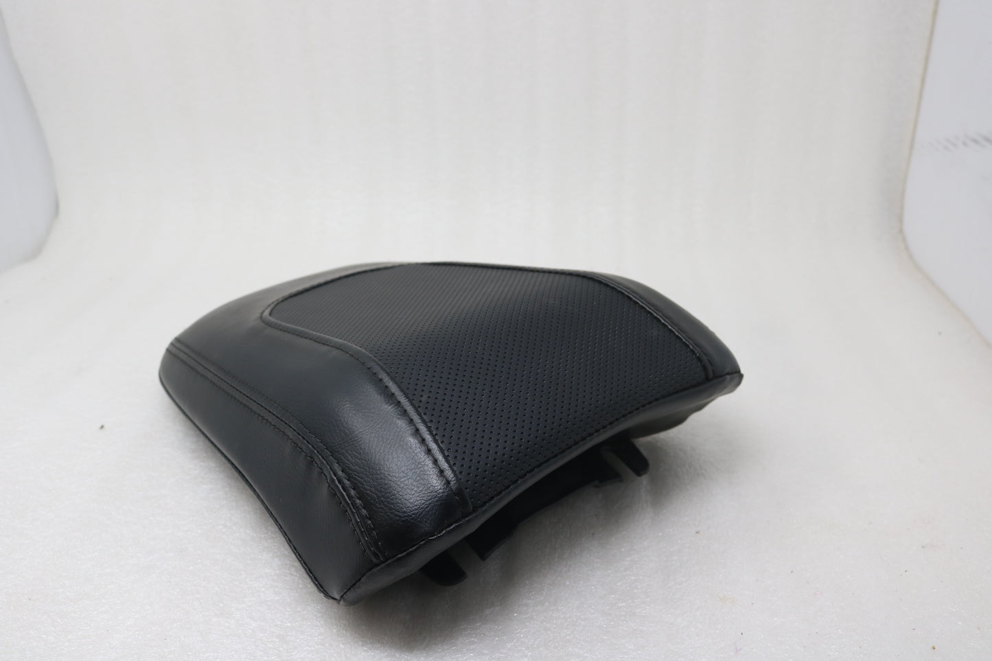 52400275 OEM NTO 2018 AND NEWER HARLEY-DAVIDSON FLFB FATBOY PASSENGER SEAT PILLION