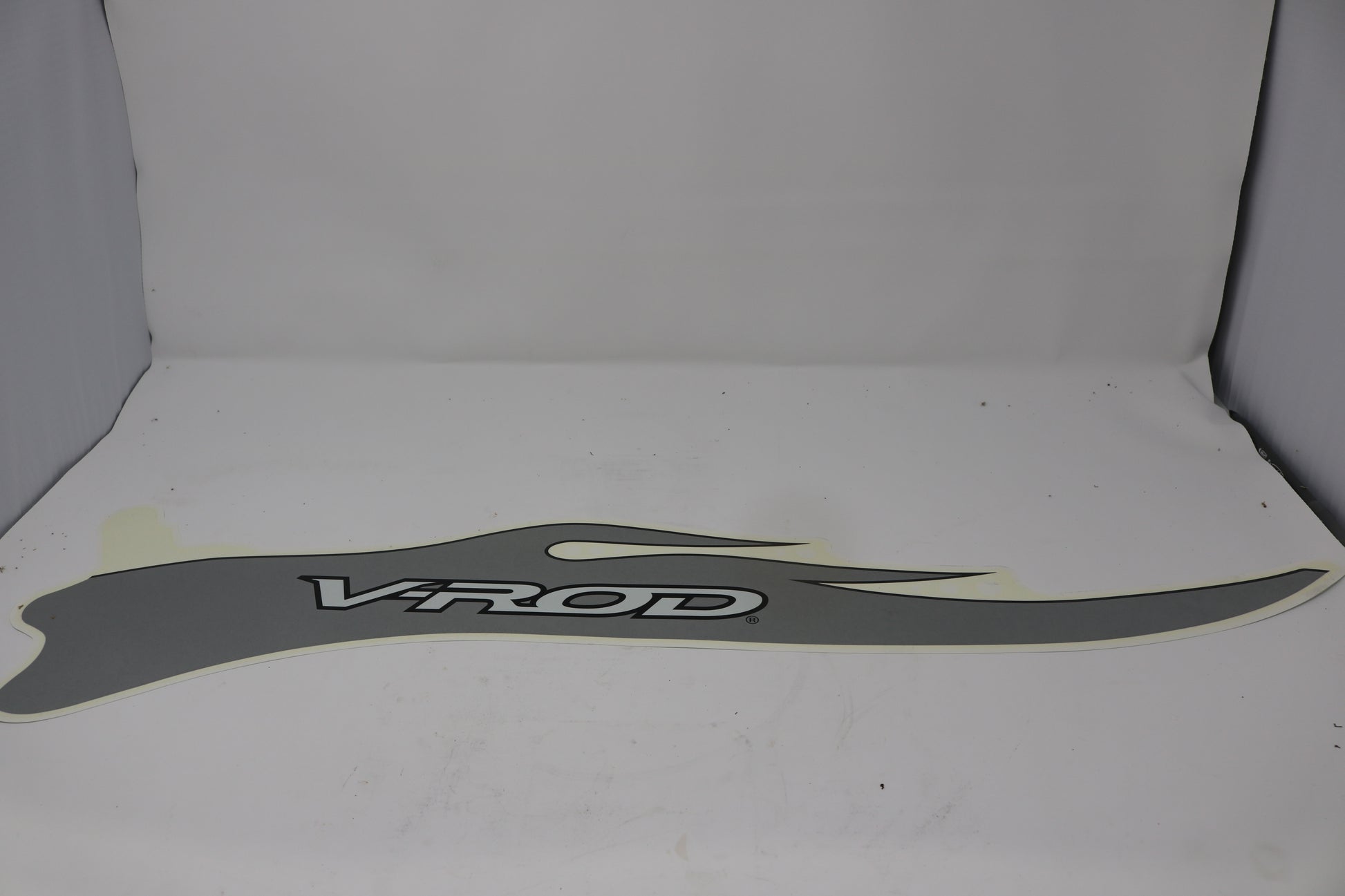 14052-07 NEW OEM 2007 HARLEY-DAVIDSON VRSCX VROD SCREAMIN EAGLE REAR FENDER LEFT DECAL