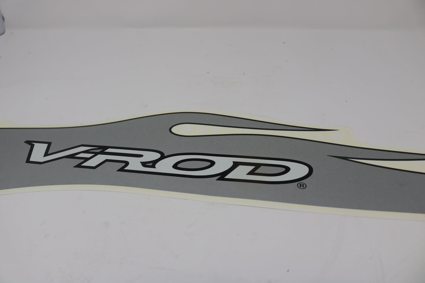 14052-07 NEW OEM 2007 HARLEY-DAVIDSON VRSCX VROD SCREAMIN EAGLE REAR FENDER LEFT DECAL