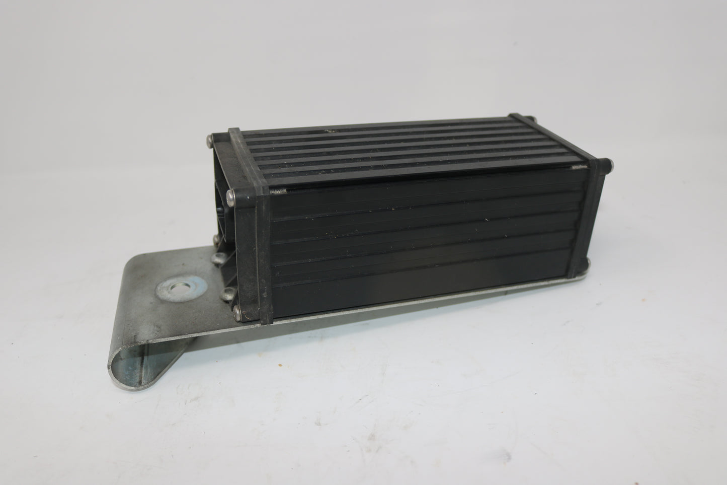 WHELEN SPEAKER AMP FITS HARLEY-DAVIDSON FLHP FLHTP ROADKING ELECTRA