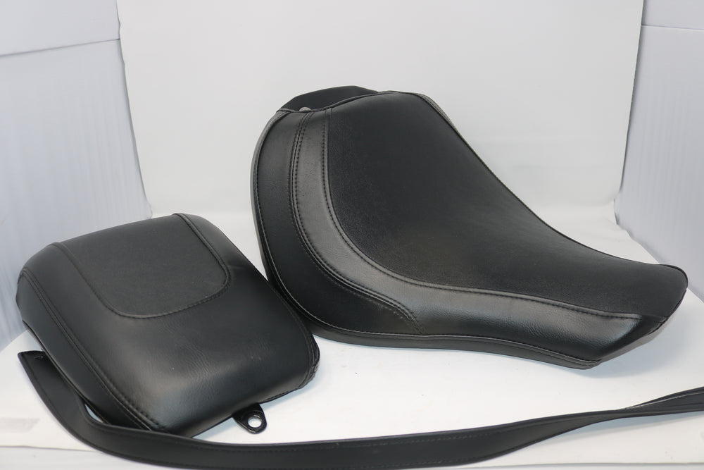 2000333 52400160 OEM NTO 2018-2023 HARLEY-DAVIDSON FLSTF SOFTAIL FATBOY SEAT W/PILLION