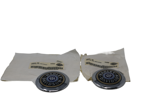 14646-97 14647-97 NEW OEM 1995-2007 HARLEY-DAVIDSON FLHTCUI FUEL GAS TANK MEDALLIONS