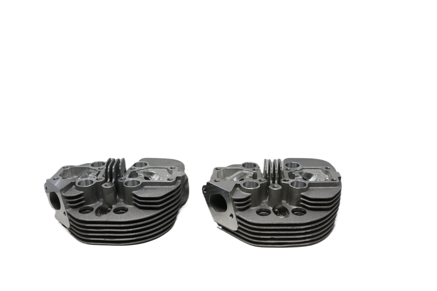 16679-89R 16680-89R NEW OEM HARLEY-DAVIDSON XR-750 XR750 CYLINDER HEADS