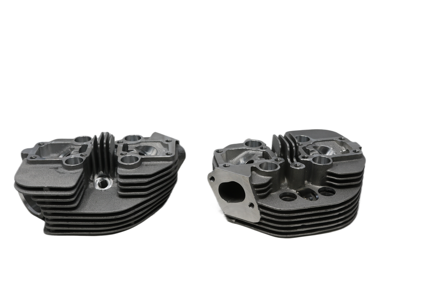 16679-89R 16680-89R NEW OEM HARLEY-DAVIDSON XR-750 XR750 CYLINDER HEADS