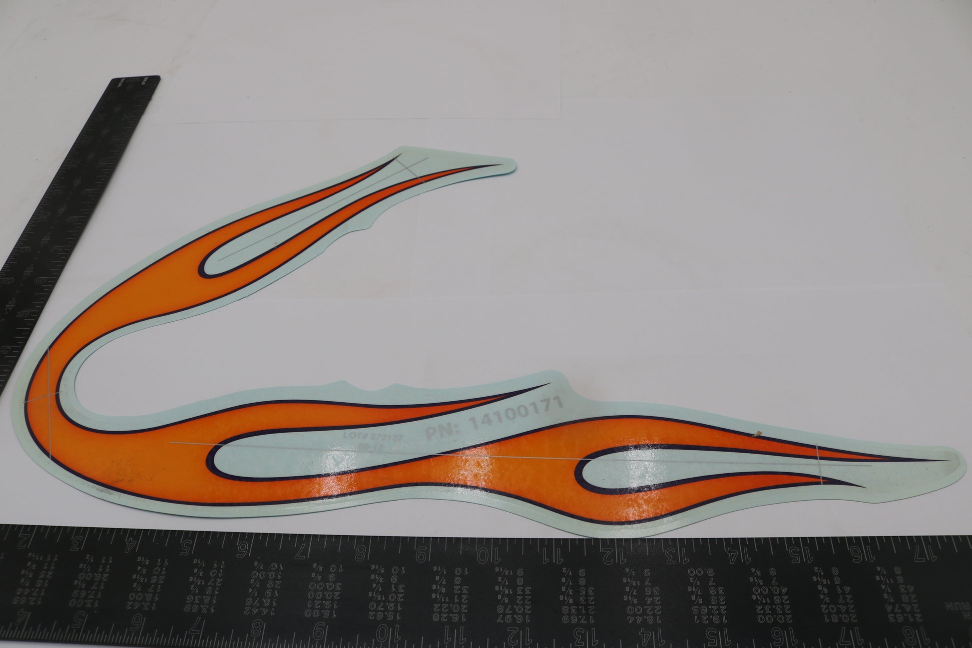 14100171 NEW OEM HARLEY-DAVIDSON TOURING CVO LEFT FUEL TANK DECAL