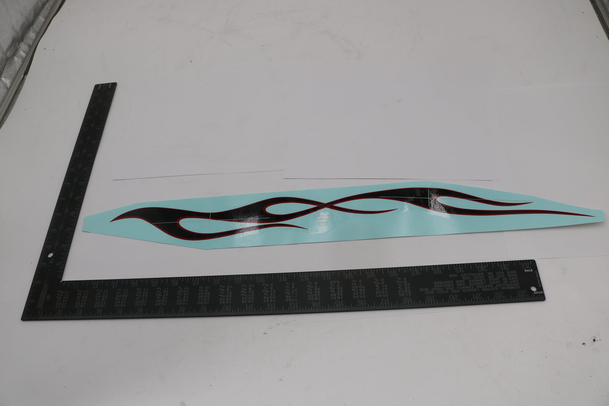 13865-08 NEW OEM 2008 HARLEY-DAVIDSON FXCWC SOFTAIL ROCKER BLK/RED LEFT REAR FENDER DECAL