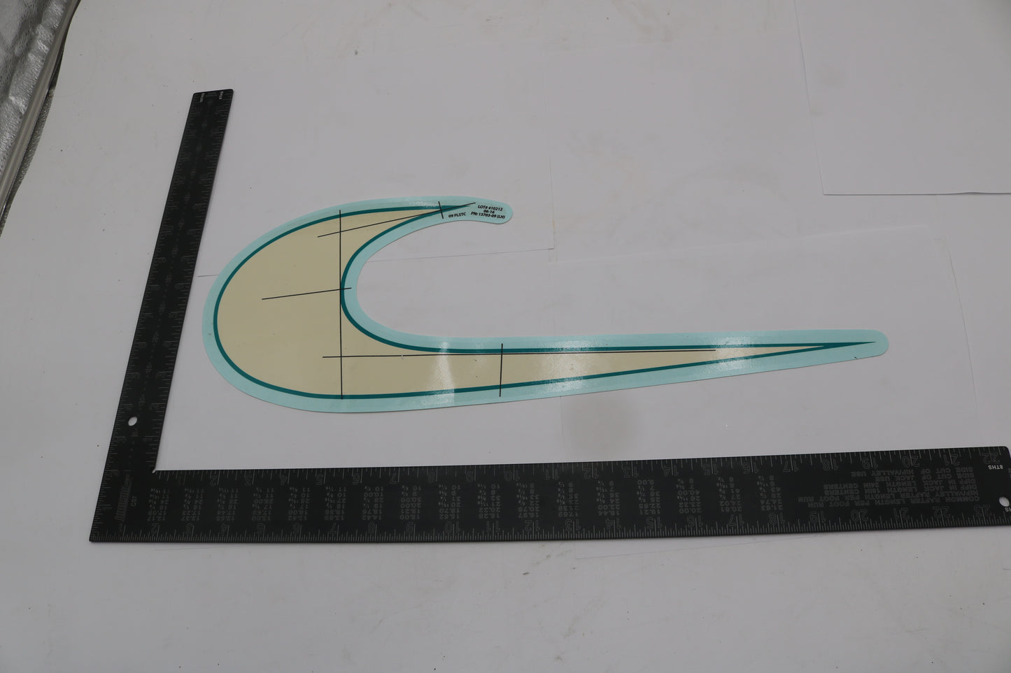 13703-09 NEW OEM 2009 HARLEY-DAVIDSON FLSTC HERITAGE SOFTAIL LEFT TANK DECAL